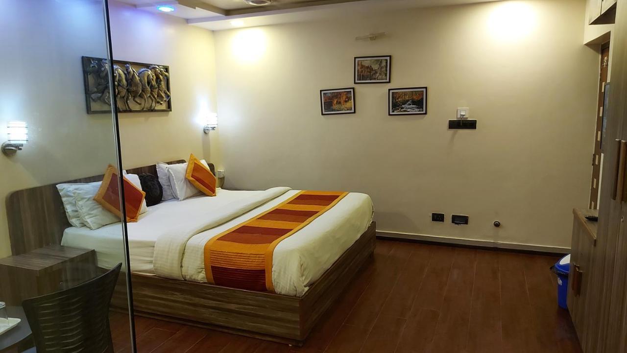 Shaleen Elegance Homestay Nakki Lake 400 Meters Mount Abu Exterior foto