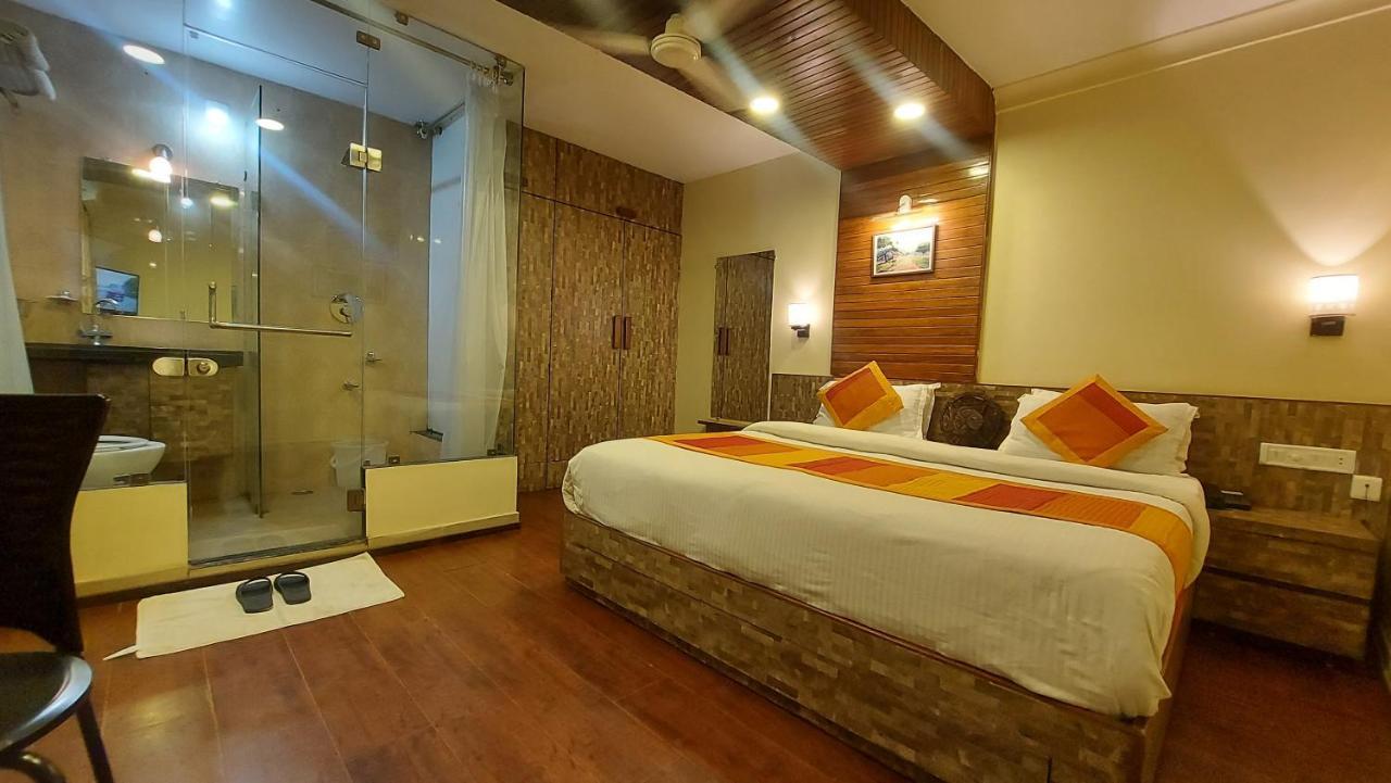 Shaleen Elegance Homestay Nakki Lake 400 Meters Mount Abu Exterior foto