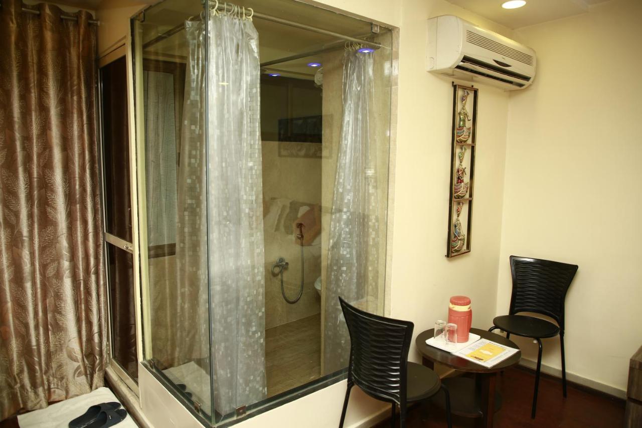 Shaleen Elegance Homestay Nakki Lake 400 Meters Mount Abu Exterior foto
