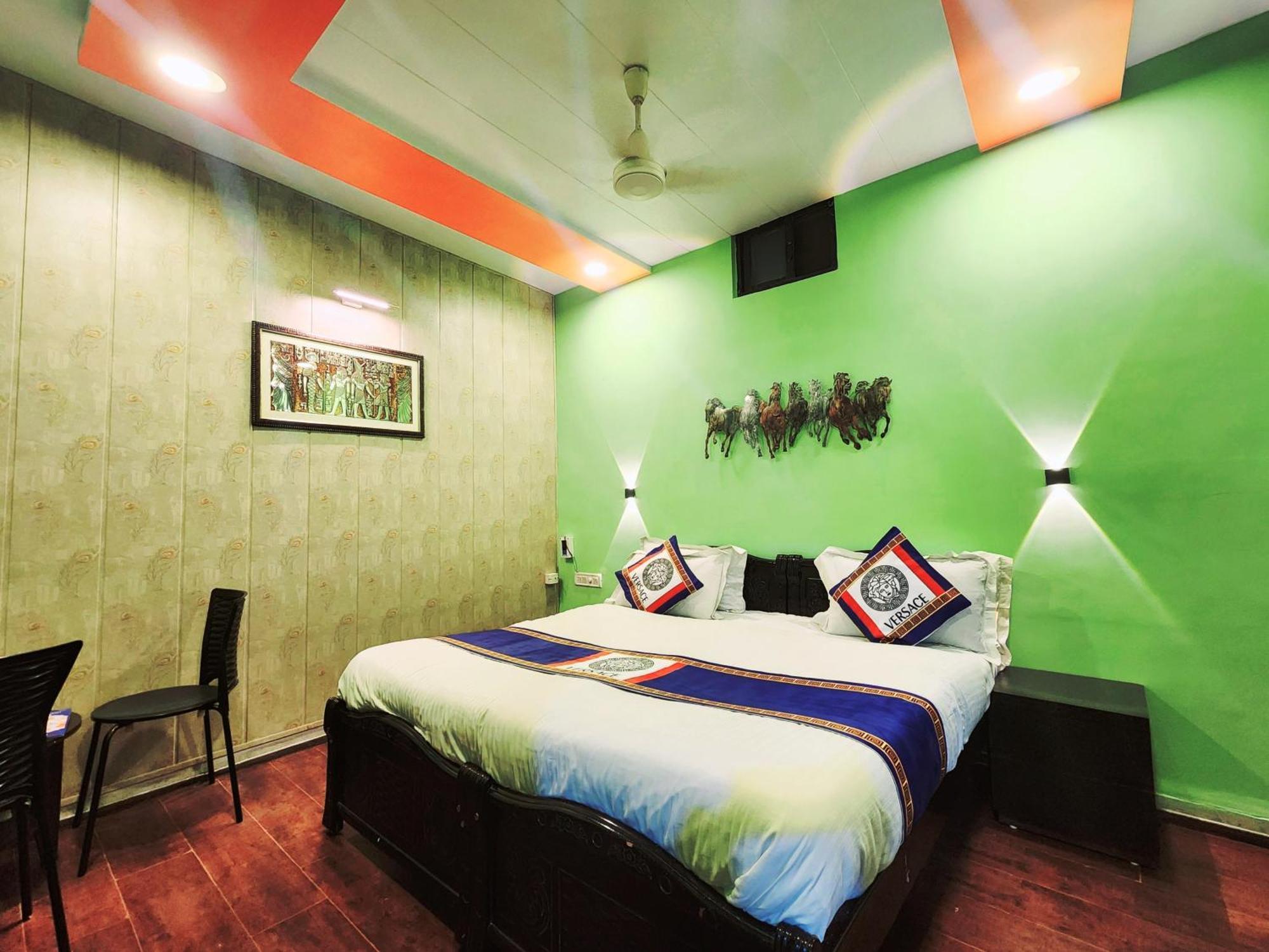 Shaleen Elegance Homestay Nakki Lake 400 Meters Mount Abu Exterior foto