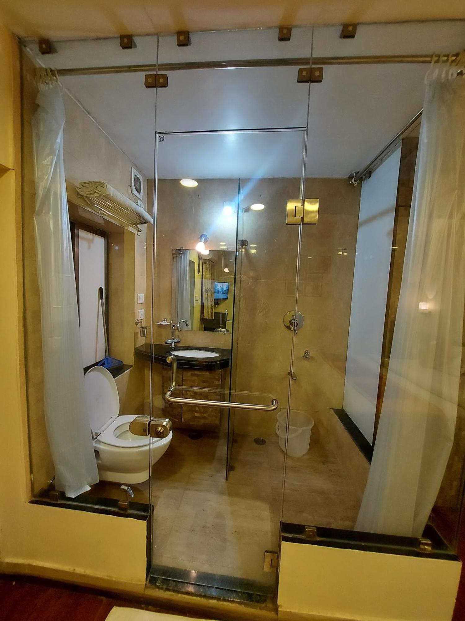 Shaleen Elegance Homestay Nakki Lake 400 Meters Mount Abu Exterior foto