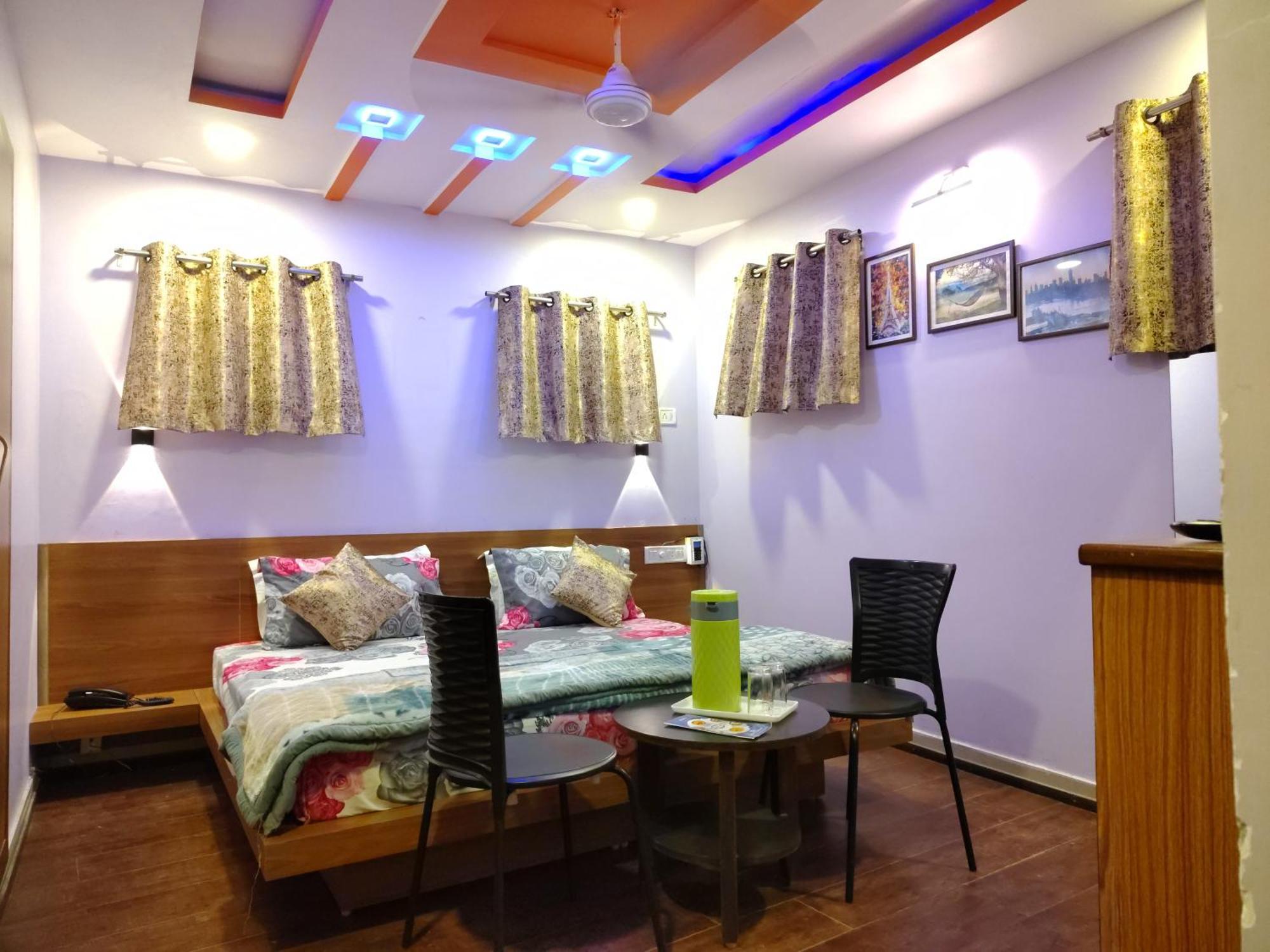 Shaleen Elegance Homestay Nakki Lake 400 Meters Mount Abu Exterior foto